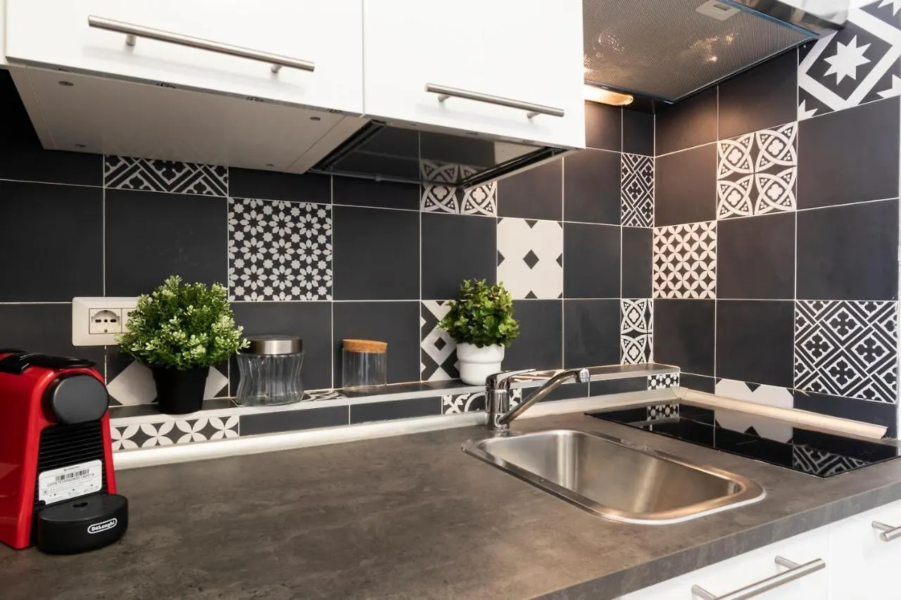 I Host Apartment - Alessi 10 Milán Italia