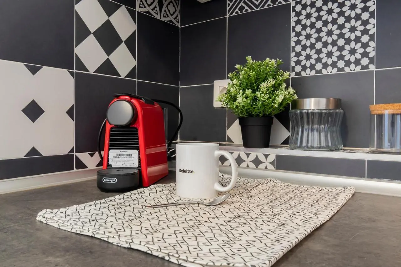 I Host Apartment - Alessi 10 Milan