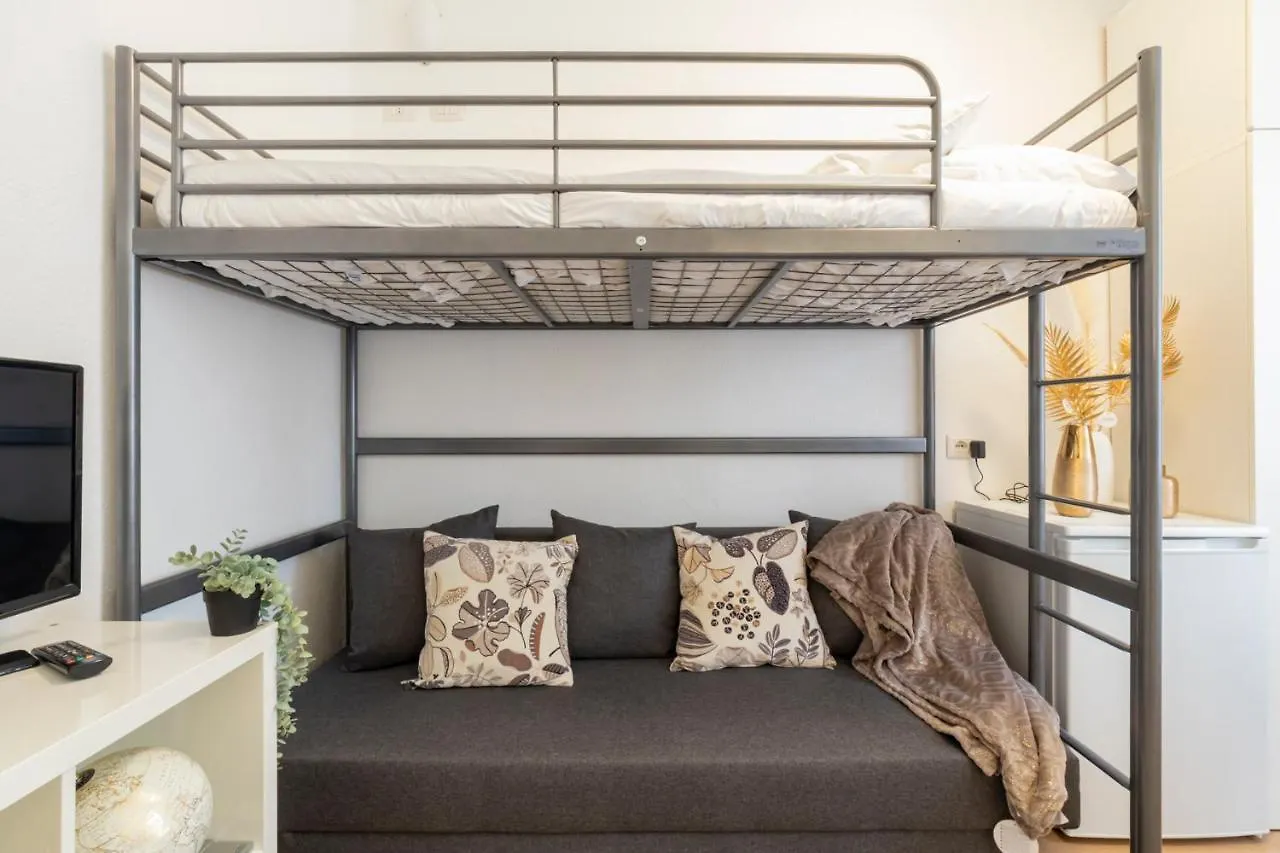 I Host Apartment - Alessi 10 Milan