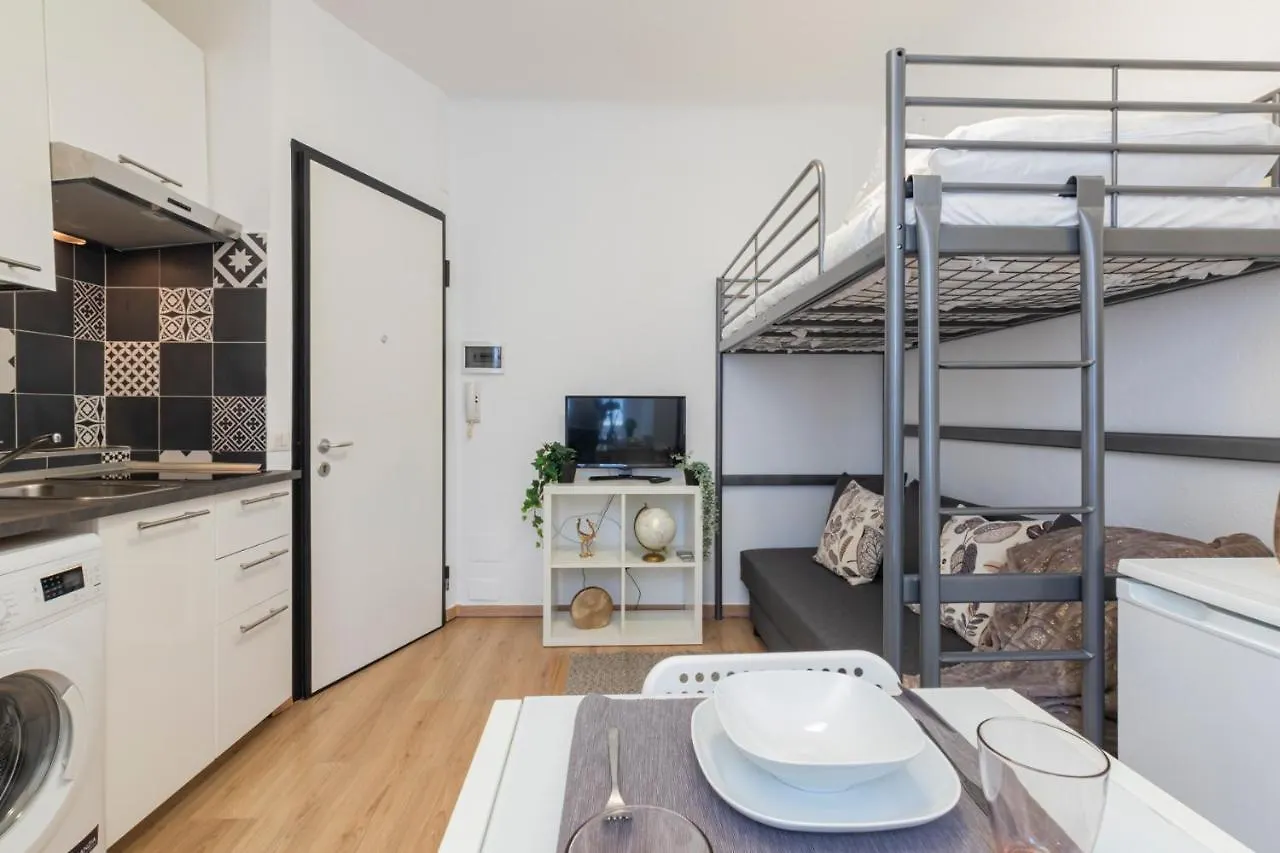 I Host Apartment - Alessi 10 Milan